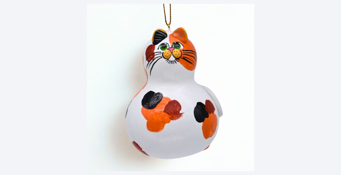 Hand painted calico cat ornament on natural gourd with unique markings, perfect cat lover gift or pet memorial