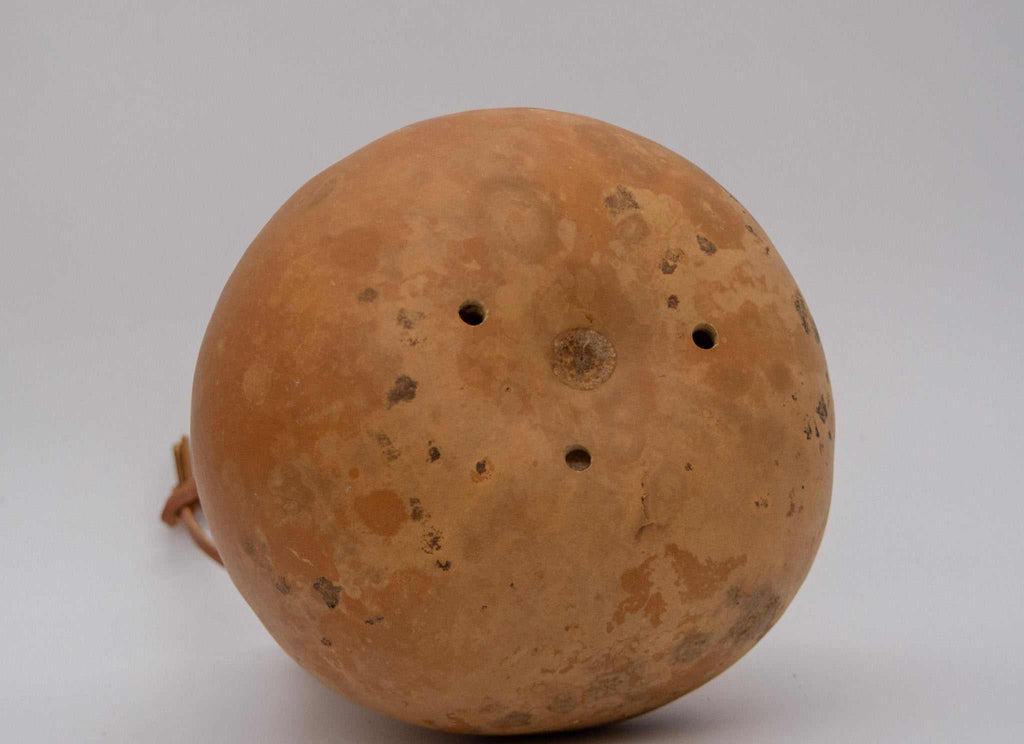 Unfinished gourd birdhouse with 1.5 inch entrance hole for bluebirds and swallows natural DIY design